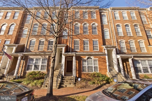 409 Cameron Station Boulevard - Photo 1