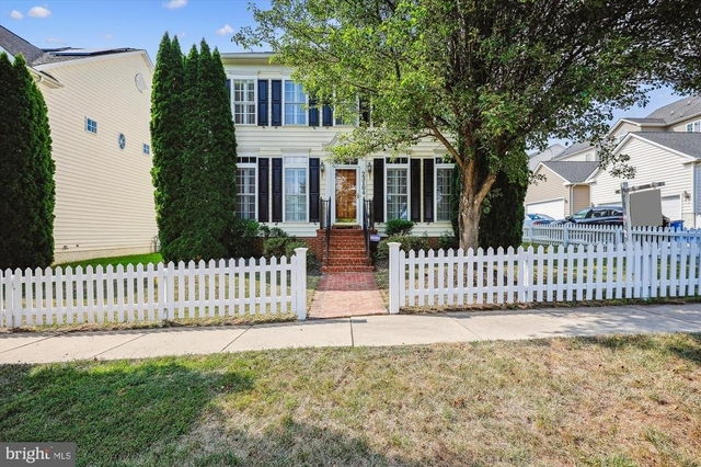 23104 Cypress Circle - Photo 1