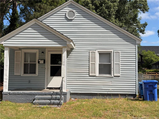 1106 Clark Street - Photo 1