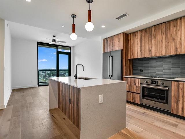 84 East Ave - Photo 1