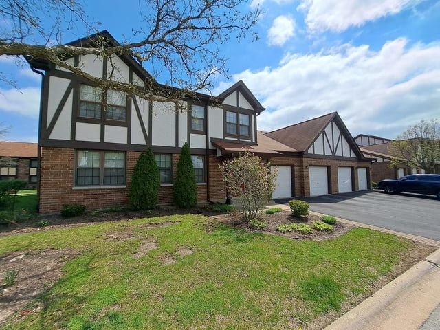216 Stoneybrook Lane - Photo 1
