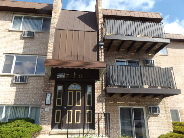 710 W Huntington Commons Road - Photo 1