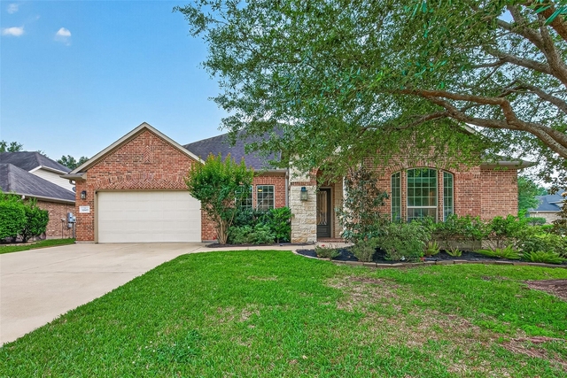 32607 Wingfoot Circle - Photo 1