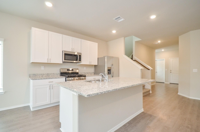 25513 Blossom Court - Photo 1