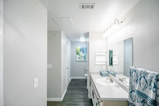 6710 Babcock Road - Photo 1