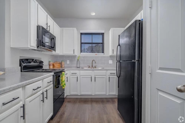 6710 Babcock Road - Photo 1