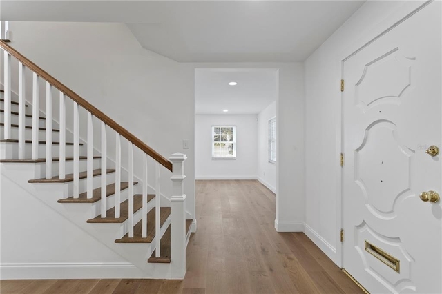 4704 W Brookwood Drive - Photo 1