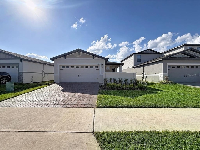 520 Kennedy Drive - Photo 1