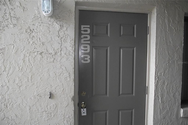 5293 Vineland Road - Photo 1