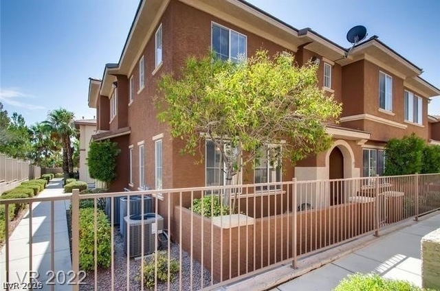 10210 Deerfield Beach Avenue - Photo 1