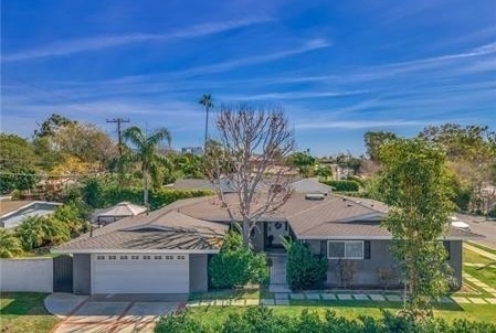 2112 Dover Drive - Photo 1