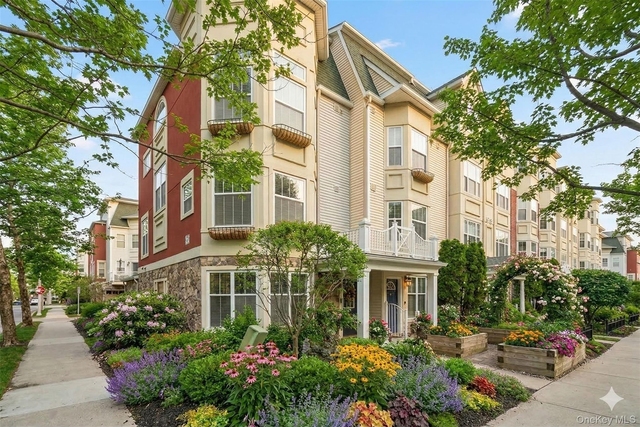 2 Leeward Drive - Photo 1