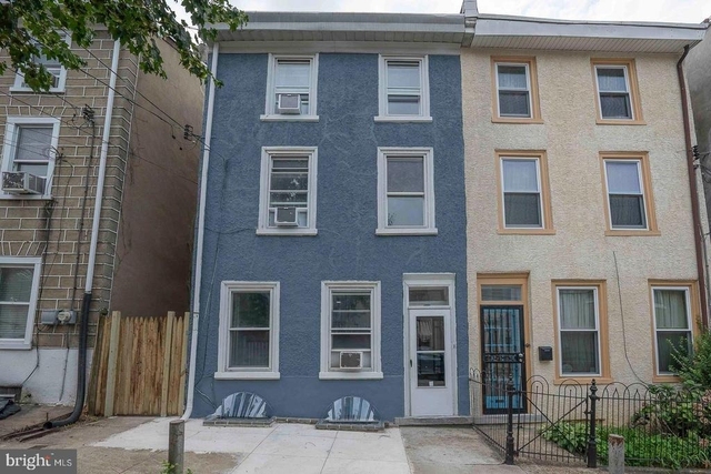 201 Dupont Street - Photo 1