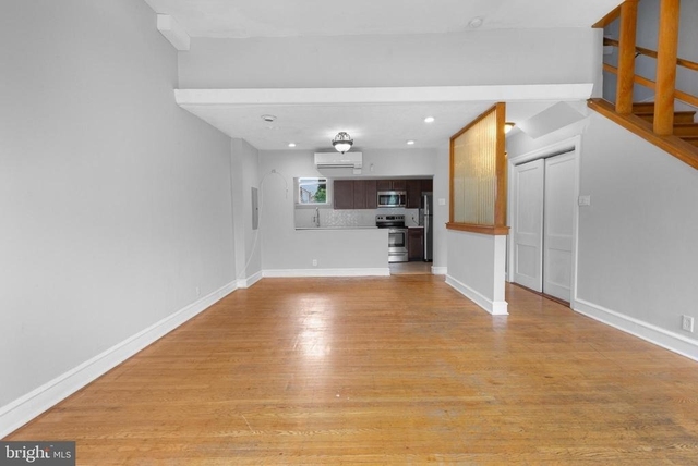 707 W Girard Avenue - Photo 1