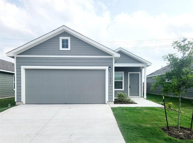 1123 Catfish Ln - Photo 1