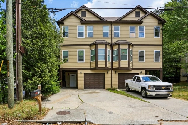 753 Prince Place - Photo 1