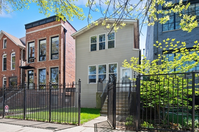 1923 W Erie Street - Photo 1