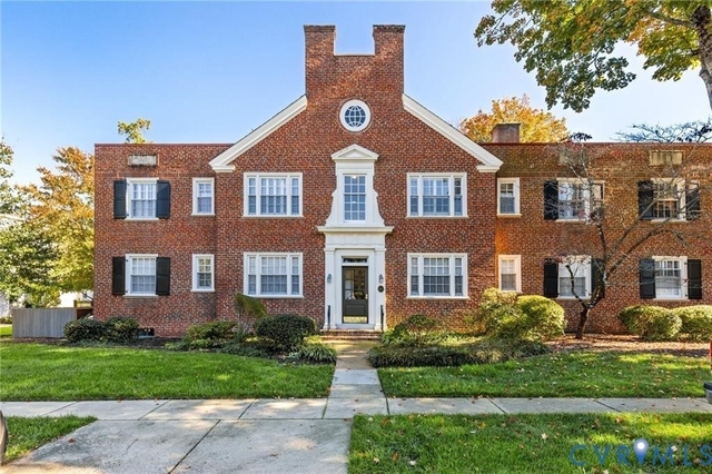 27 W Locke Lane - Photo 1