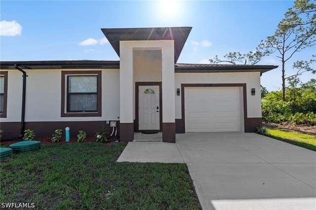1940 Laverna Avenue - Photo 1