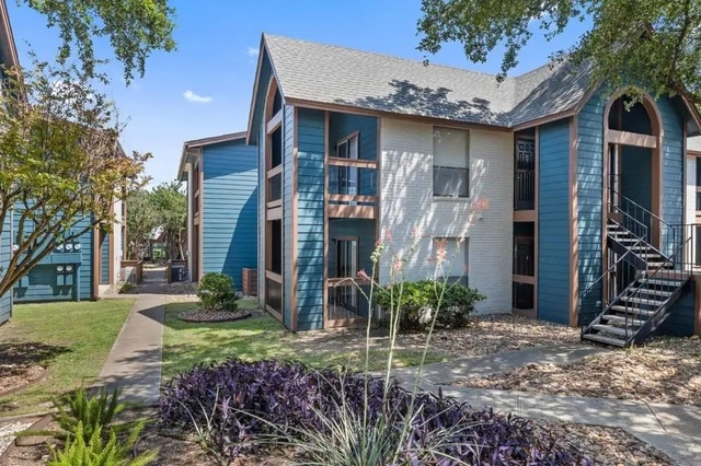 10951 Laureate Drive - Photo 1