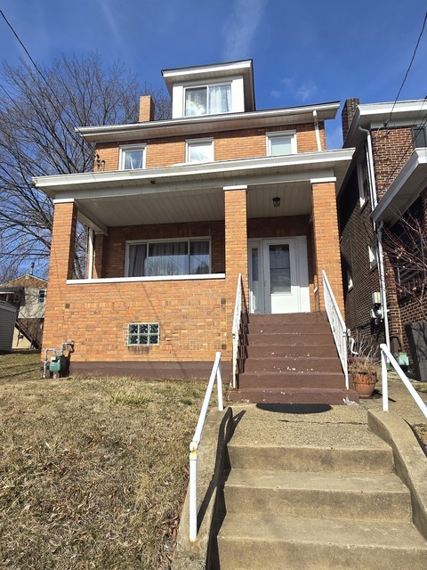 351 W 12th Avenue - Photo 1