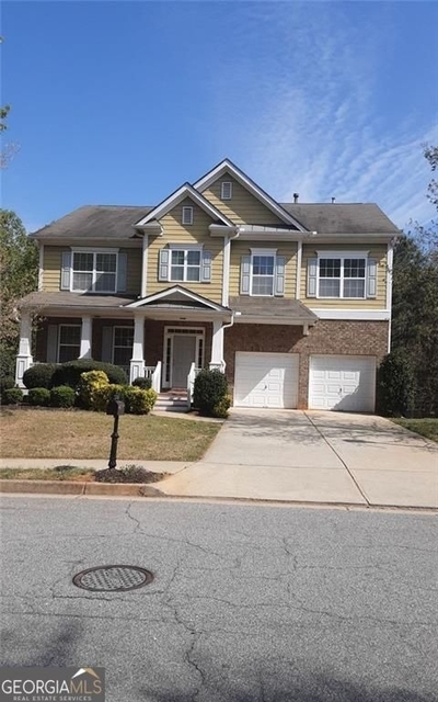 132 Lakeshore Parkway - Photo 1