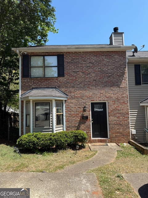1020 Dassow Court - Photo 1