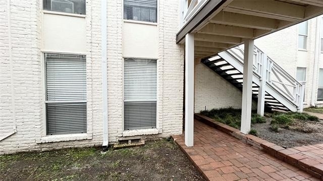 5925 E University Boulevard - Photo 1