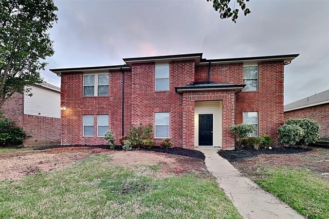 1516 Englewood Drive - Photo 1