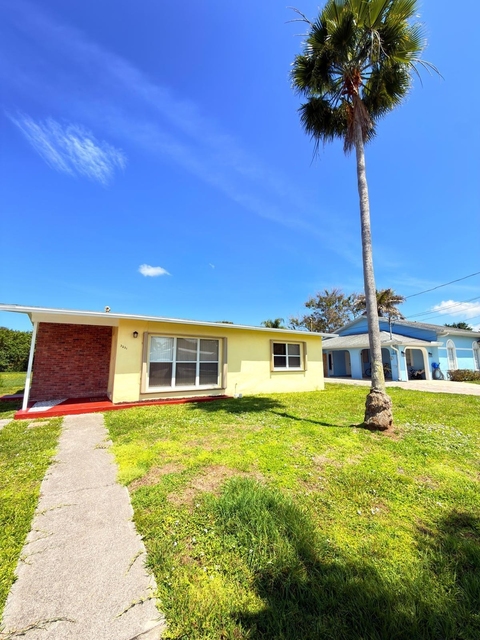 3231 Se Monte Vista Street - Photo 1