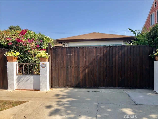 2312 Connor Avenue - Photo 1