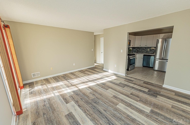 142 Darwin Lane - Photo 1