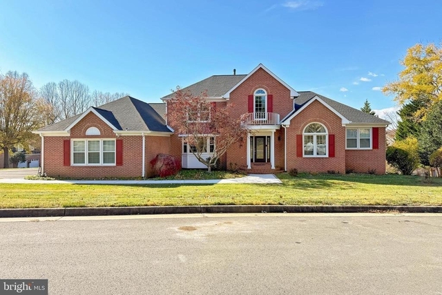 1300 Pinstripe Court - Photo 1