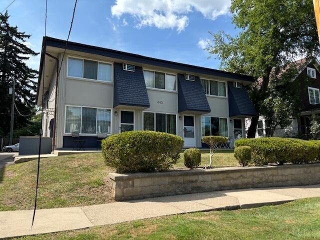 442 S 1st Street - Photo 1