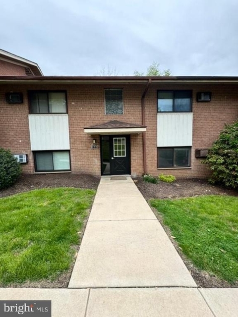 1016 W Baltimore Pike - Photo 1