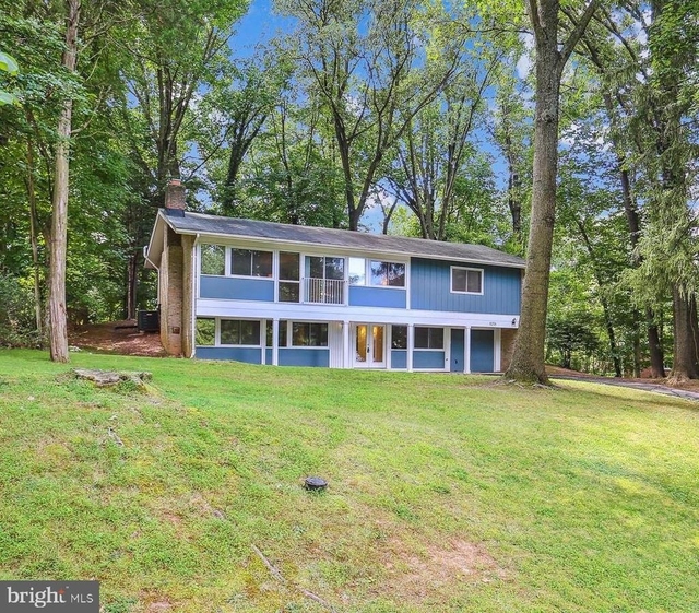 8206 Stone Trail Drive - Photo 1