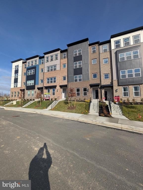 9926 Sir Barton Way Way - Photo 1