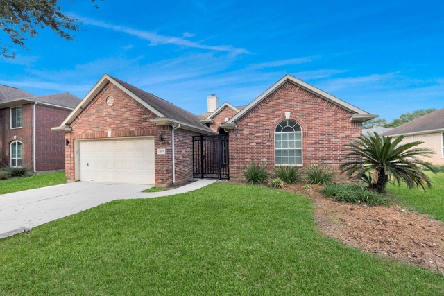 1819 Misty Falls Lane - Photo 1