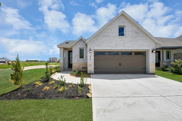 29515 Pondview Drive - Photo 1