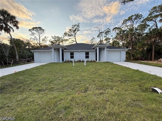 27079 Washington Street - Photo 1