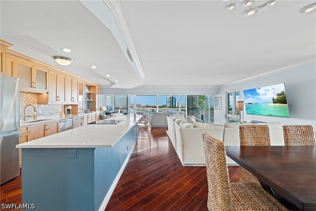 250 Park Shore Drive - Photo 1