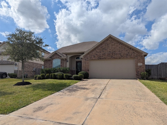 13319 Lansdown Street - Photo 1