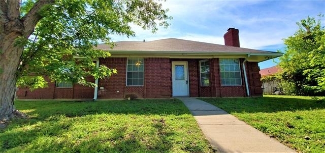 3117 N Bell Avenue - Photo 1