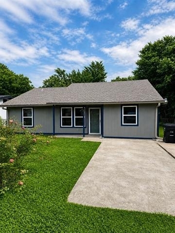 106 N 4th Street - Photo 1