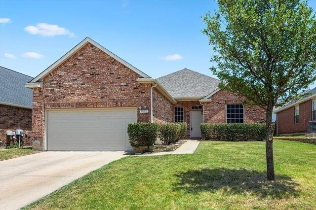 9612 Anns Way - Photo 1