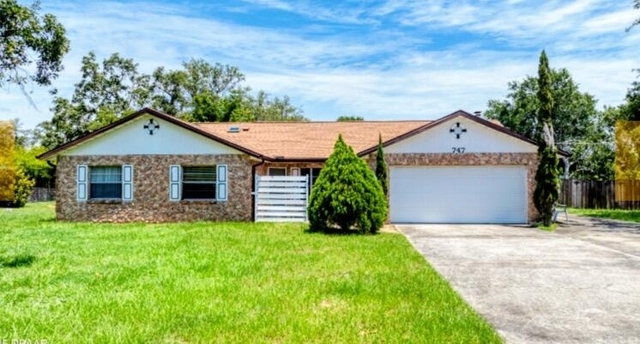 747 Taylor Road - Photo 1