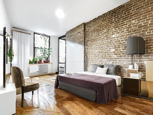 242 East 89th Street - Photo 1