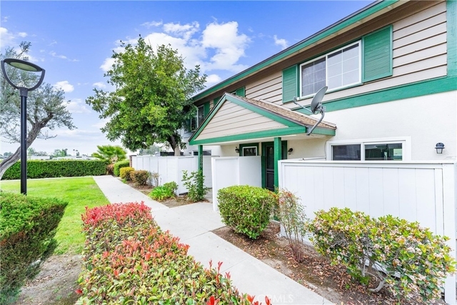 8242 Henderson Green - Photo 1