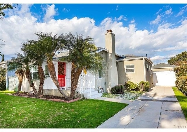 2530 S Bentley Avenue - Photo 1