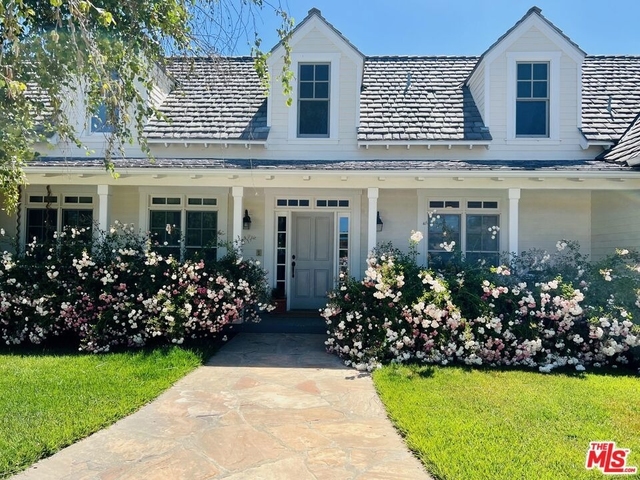2101 Dermanak Drive - Photo 1
